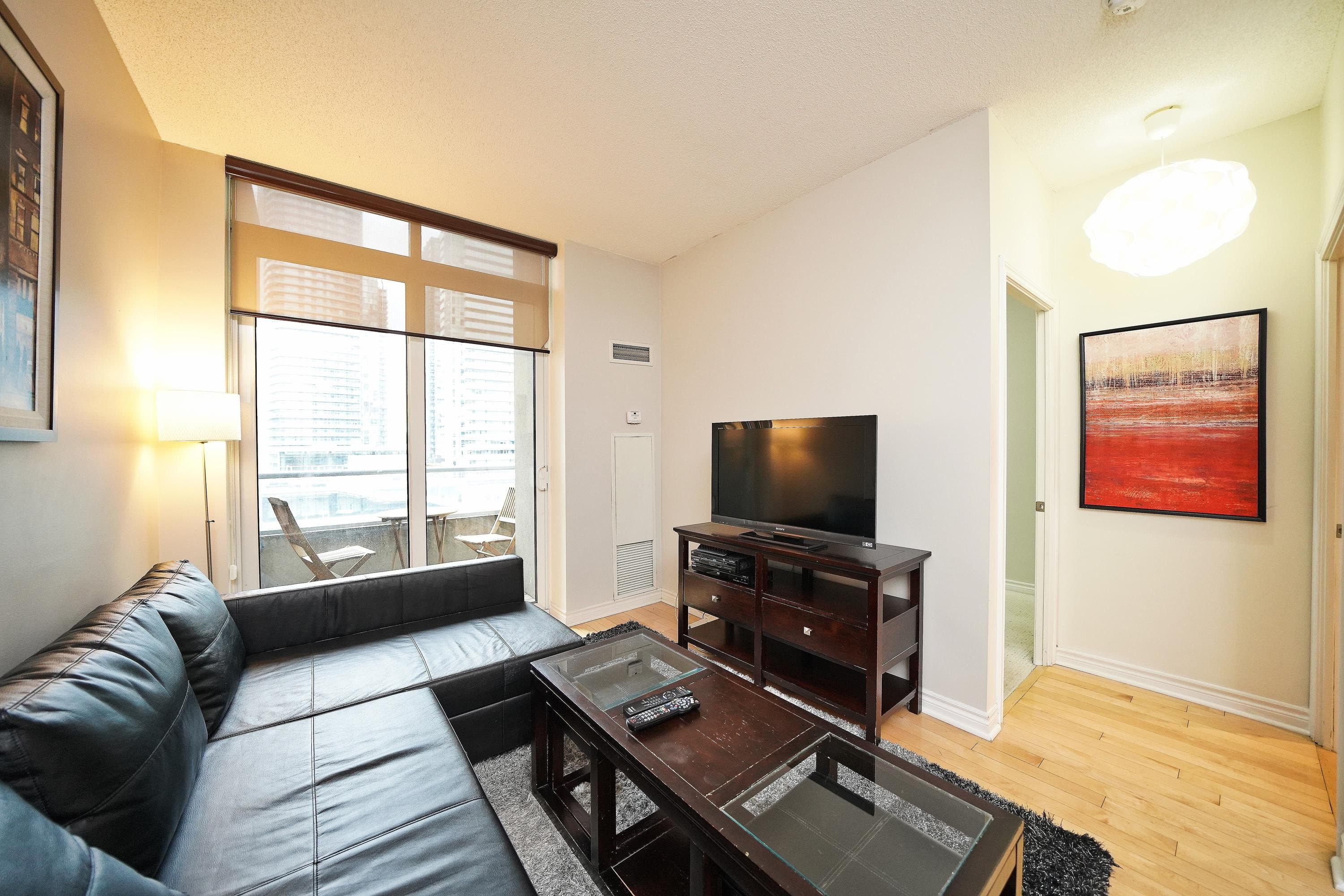 1BR + Den Suite near the Entertainment District — photo 3 — Icon, Wellington West