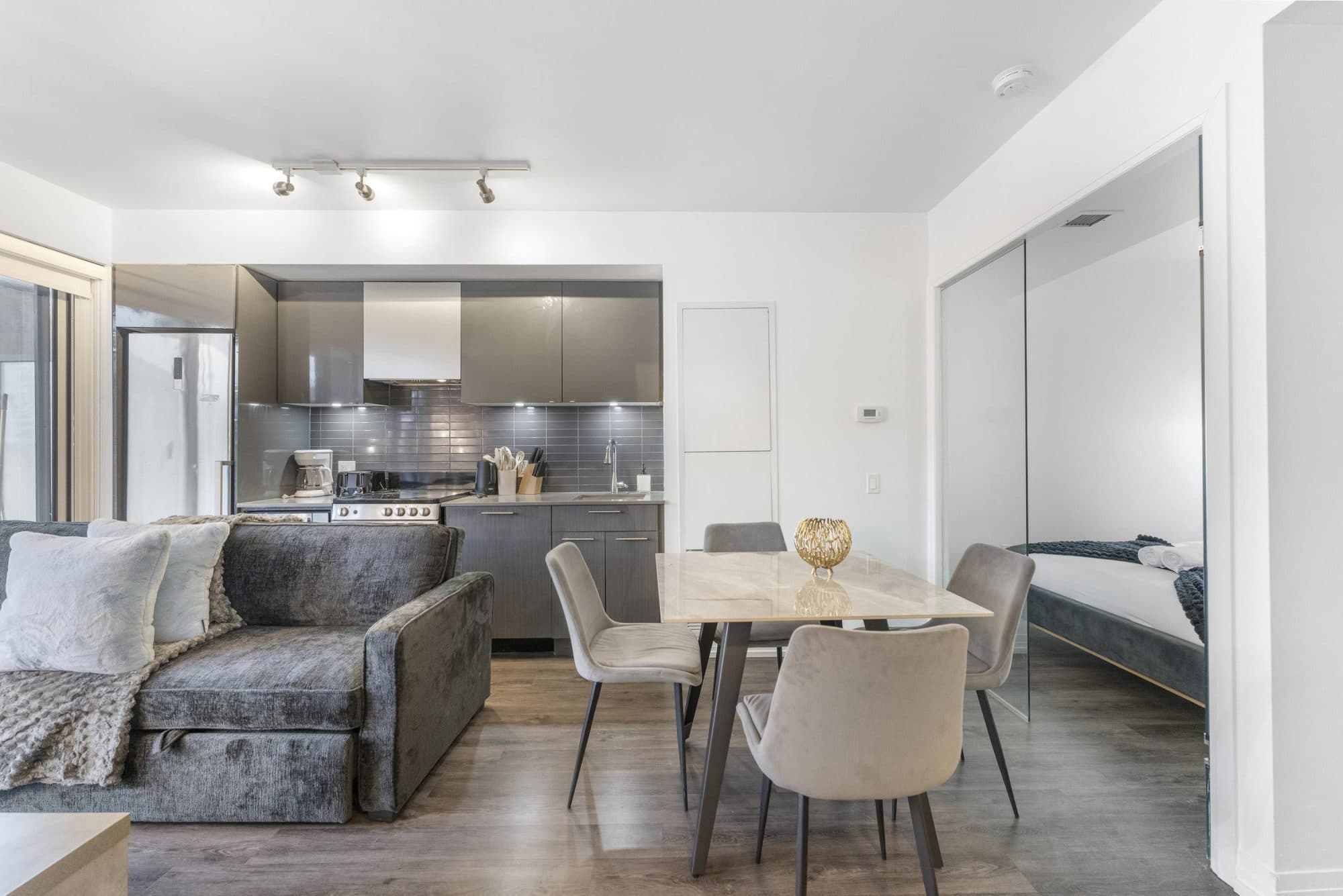 Urban 2BR Suite with Queen Beds near Dundas Square — photo 4 — Jarvis, Downtown East