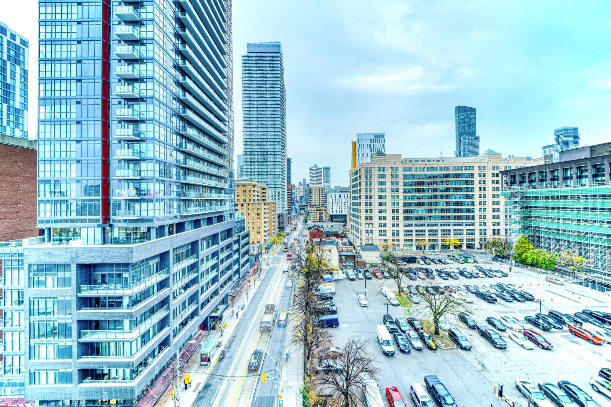 Roomy 2BR / 2BA Suite with Sofa Bed near Dundas Square — photo 2 — Jarvis, Downtown East