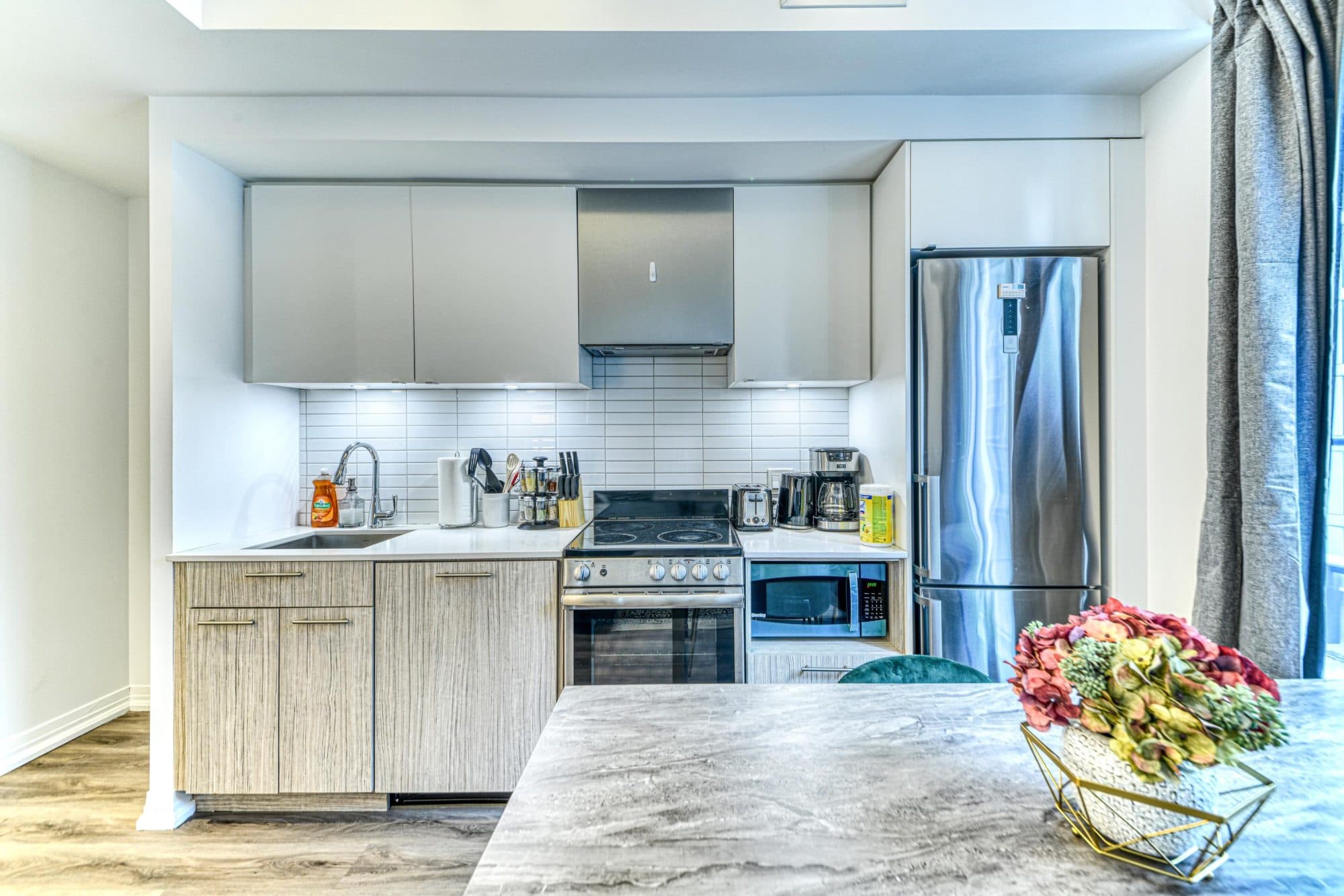 Roomy 2BR / 2BA Suite with Sofa Bed near Dundas Square — photo 3 — Jarvis, Downtown East