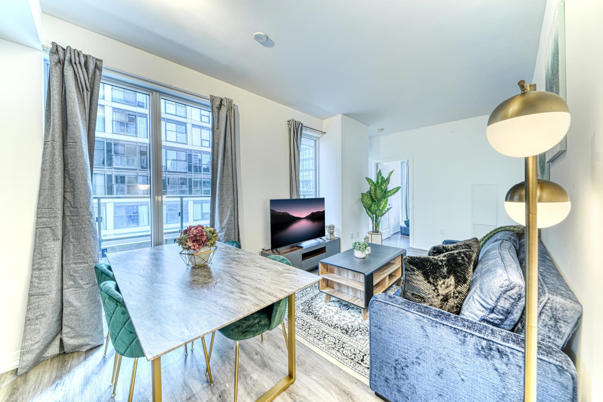 Roomy 2BR / 2BA Suite with Sofa Bed near Dundas Square — photo 4 — Jarvis, Downtown East