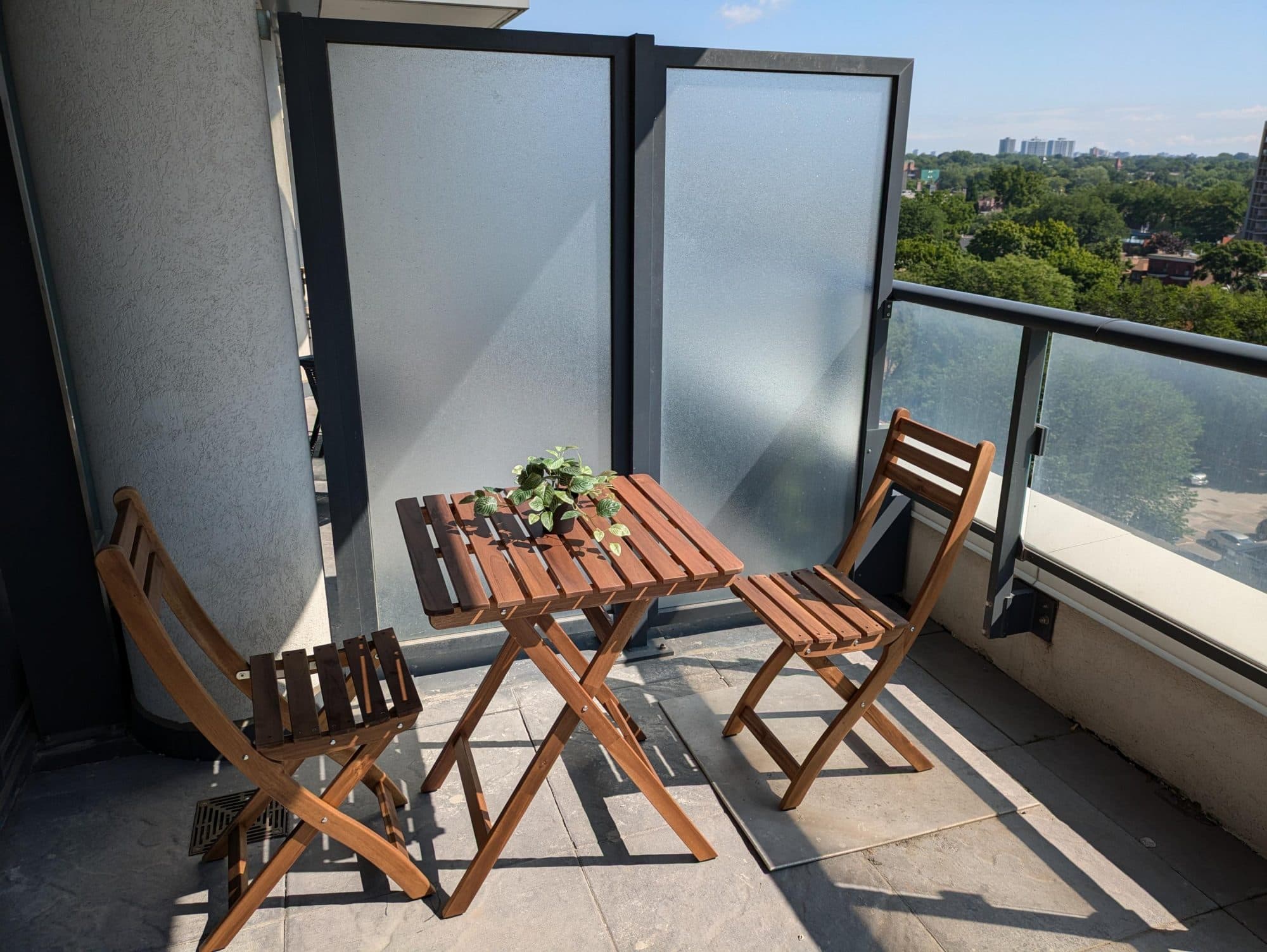 City-View Studio Suite with Queen Bed near Dundas Square — photo 2 — Jarvis, Downtown East