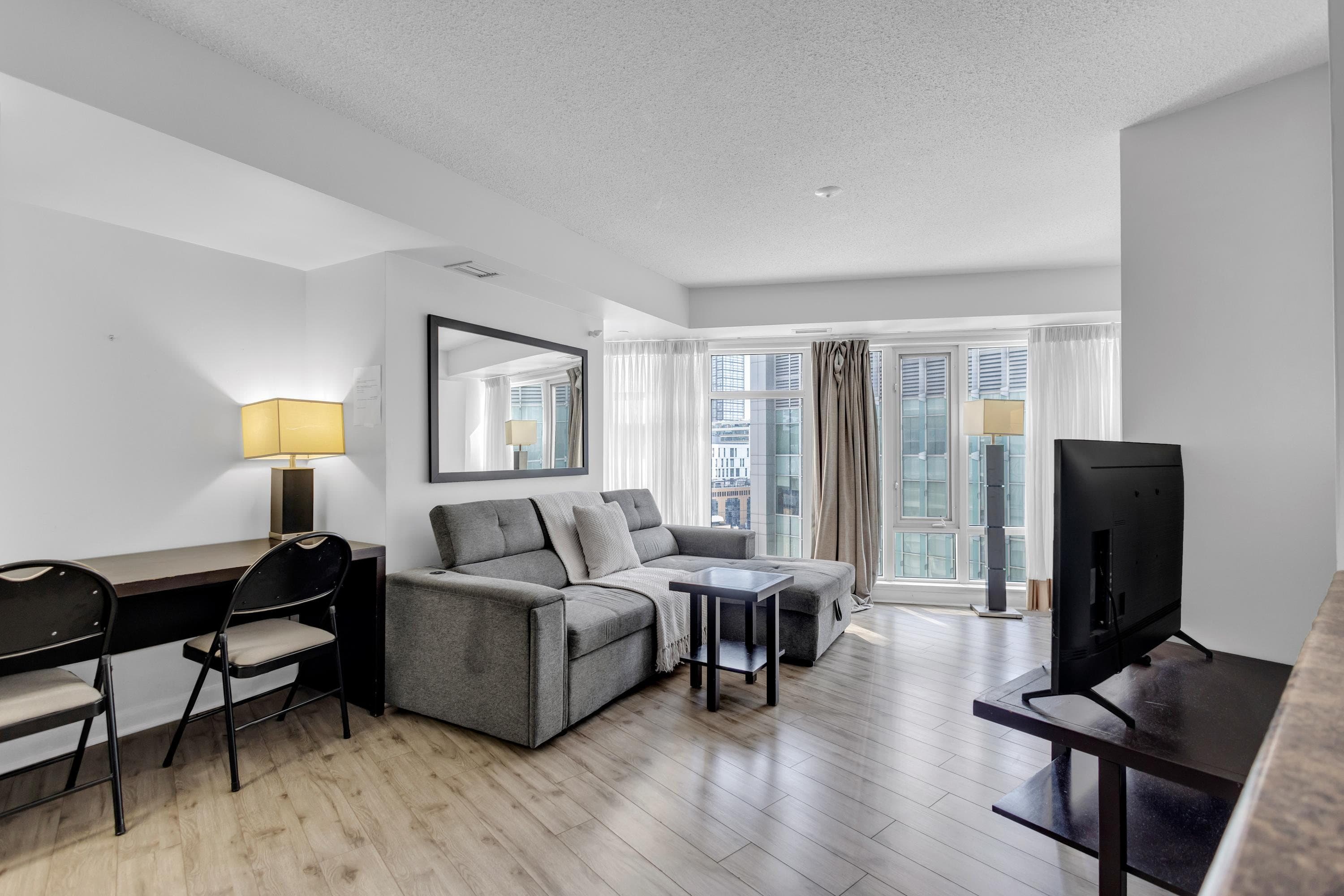 1BR Suite with Queen Bed near Yonge-Dundas — photo 2 — Pantages, Downtown Yonge
