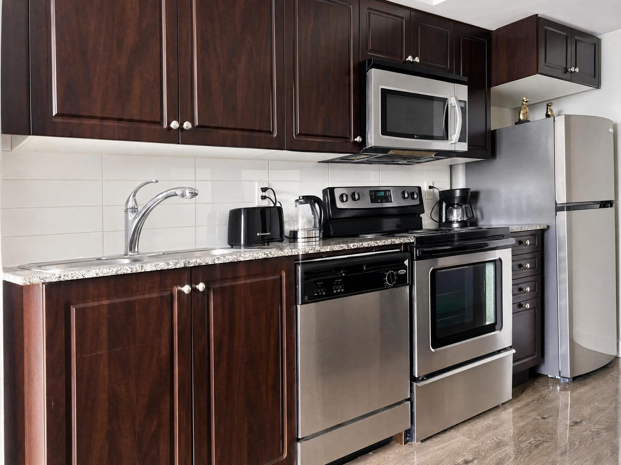 Skyline 1BR Suite near the Waterfront — photo 3 — Parade, CityPlace