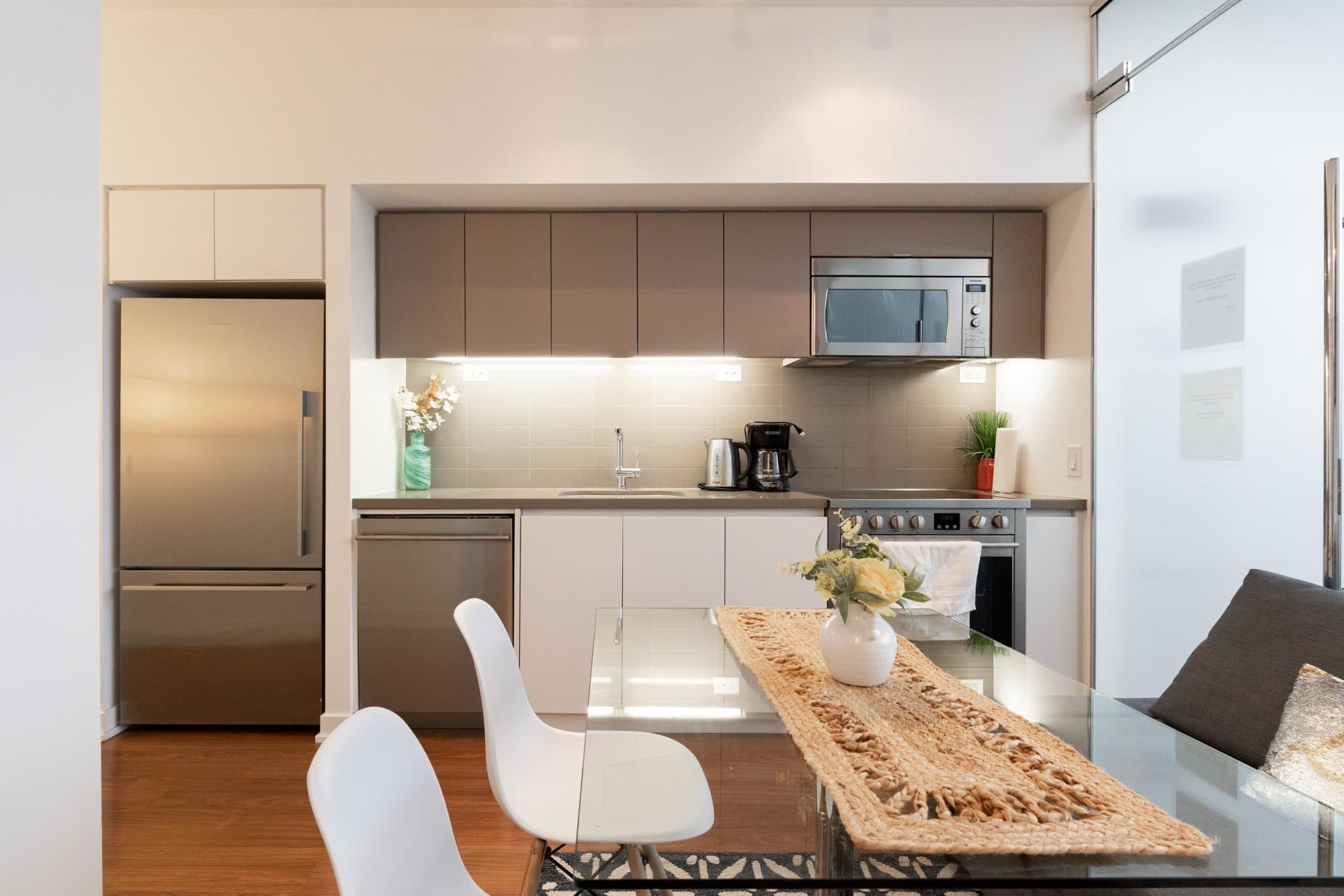 Signature 2BR Suite with Queen Beds near the Waterfront — photo 5 — Parade, CityPlace