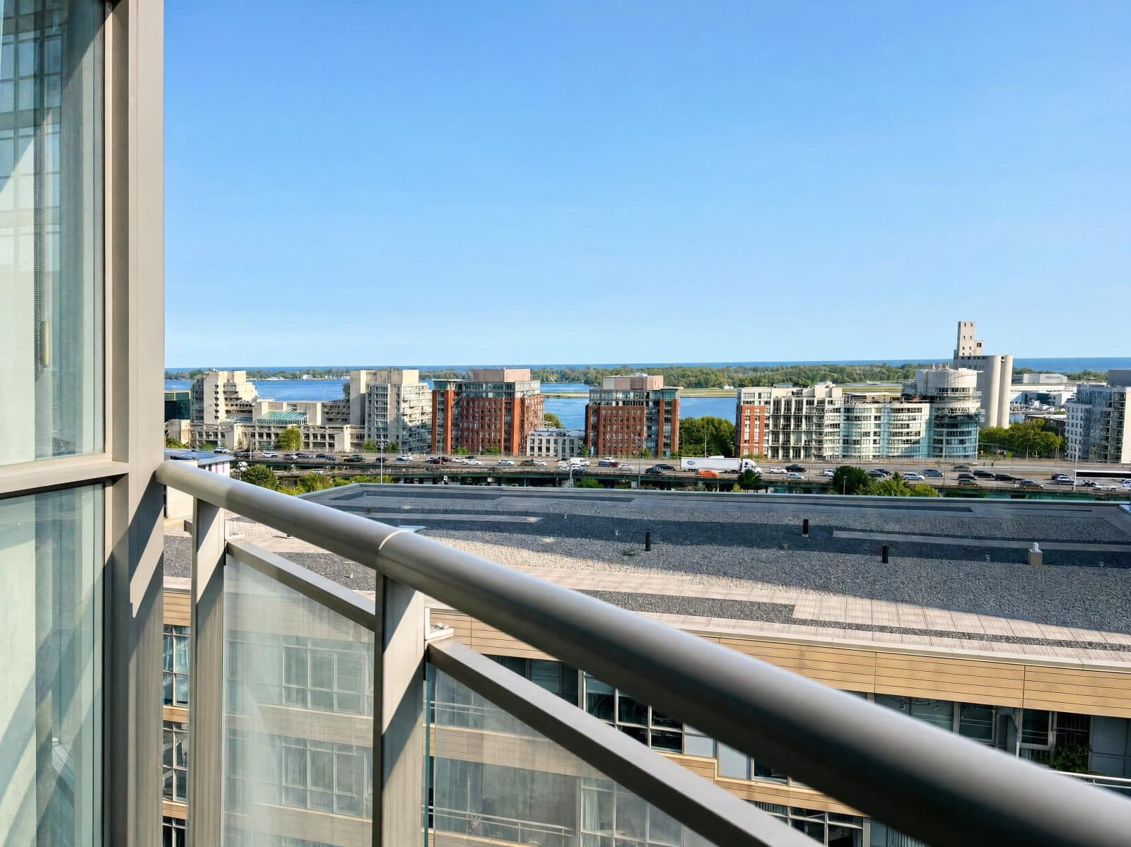 Premier 2BR Suite with Queen Beds near the Waterfront — photo 2 — Parade, CityPlace