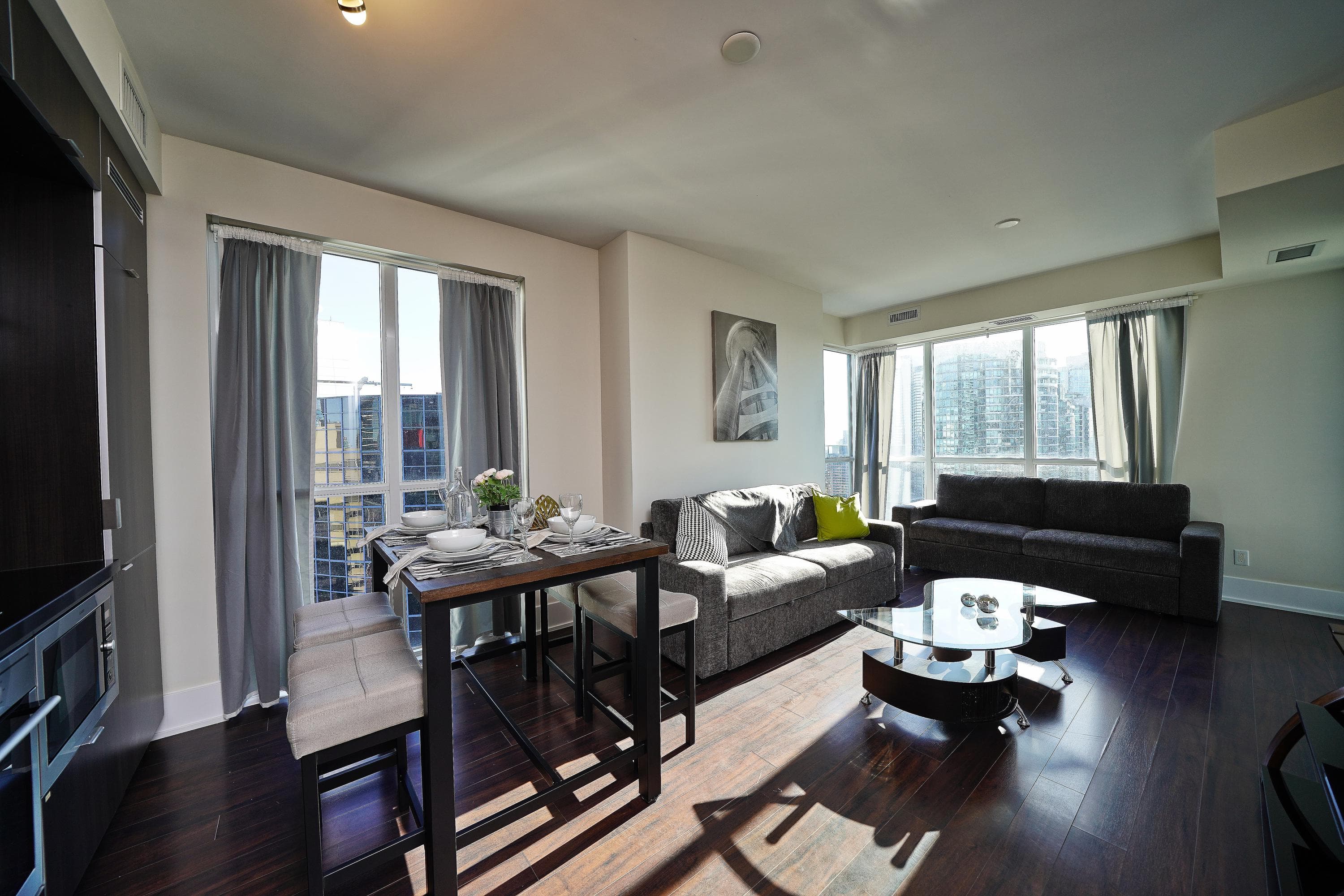 Atmos 2 Bed / 2 Bath — photo 1