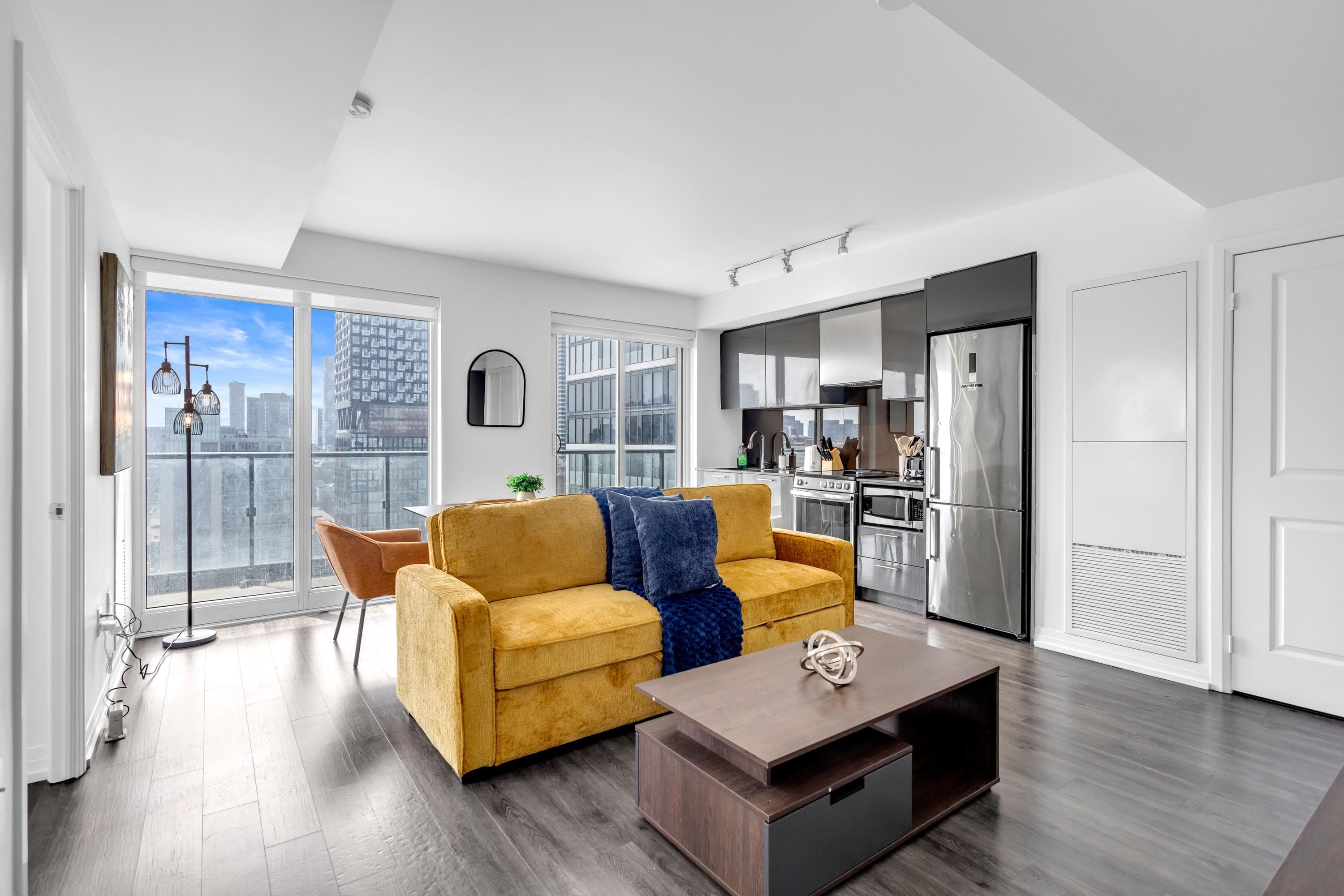 Jarvis 3 Bed / 1 Bath · Sofa Bed — photo 1
